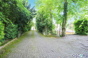 Photo 35- click for photo gallery
